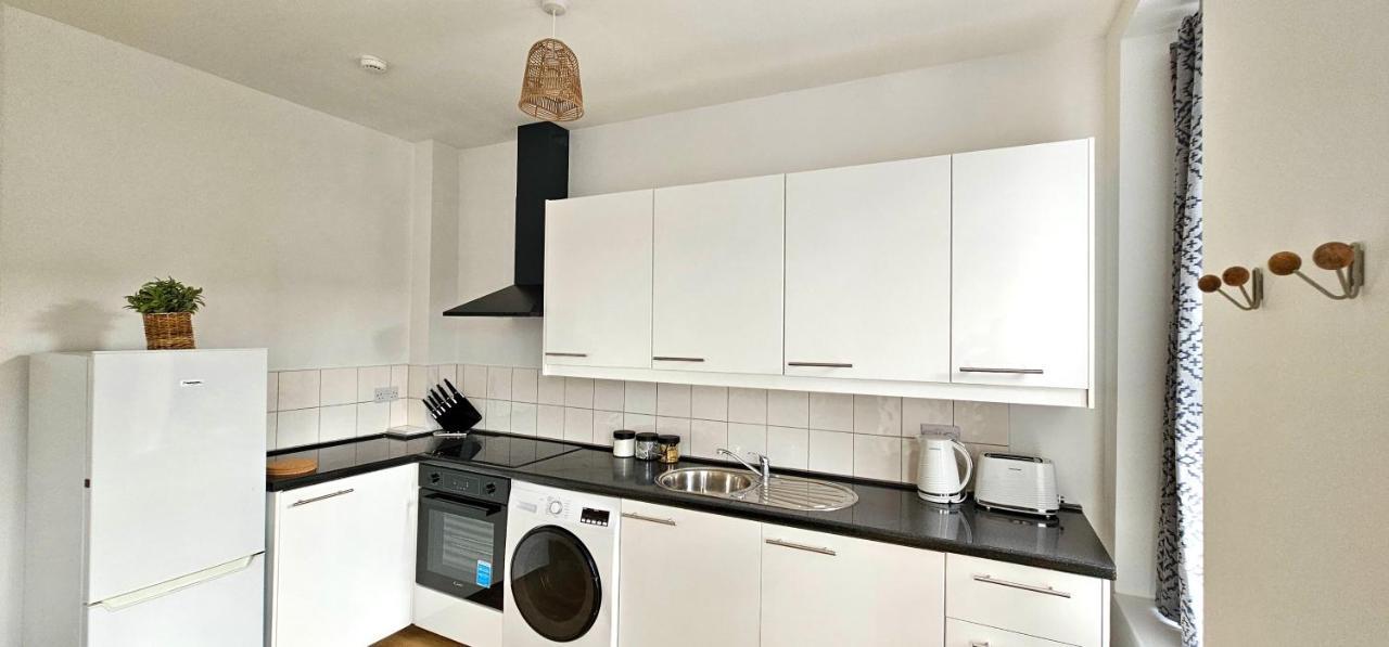 Harlequin Apartments By Switchback Stays Cardiff Exteriör bild