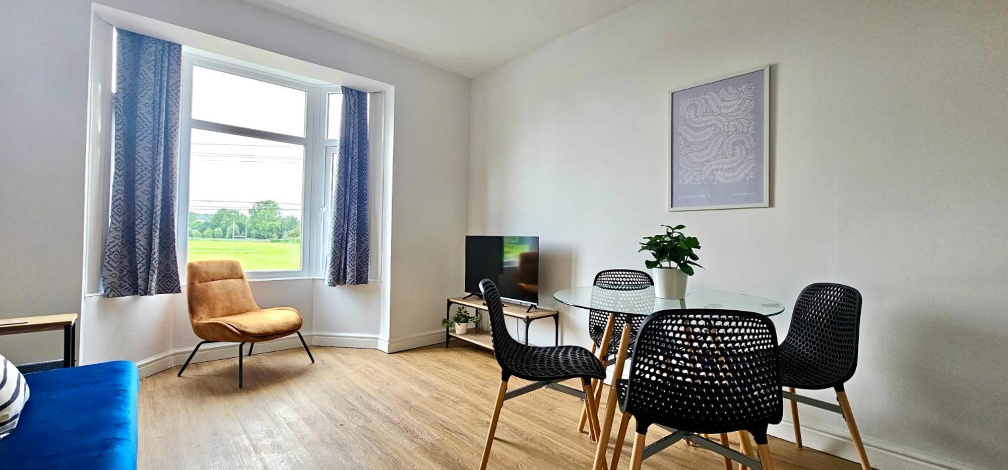 Harlequin Apartments By Switchback Stays Cardiff Rum bild
