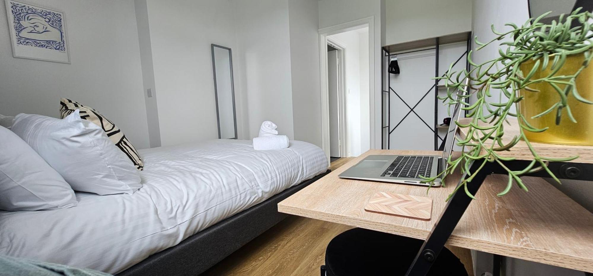 Harlequin Apartments By Switchback Stays Cardiff Rum bild